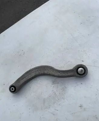 Audi Q7 4M Rear control arm 4B0505372