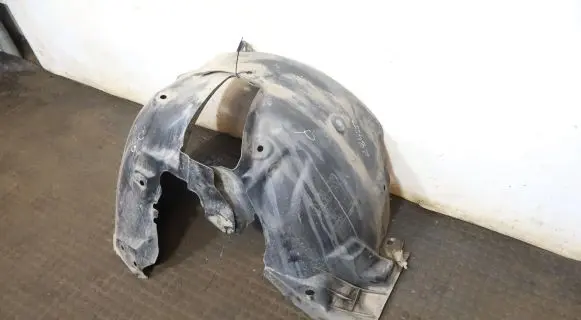 Renault Fluence Front arch 