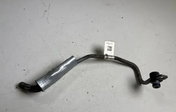 Ford Mustang VI Turbo turbocharger oiling pipe/hose FR3E8A520CD