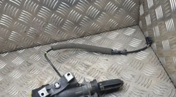 Volkswagen Sharan Ignition lock 4B0905851B