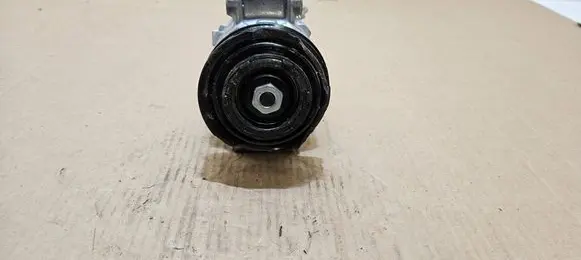 Audi A4 S4 B9 Air conditioning (A/C) compressor (pump) 8W0816803