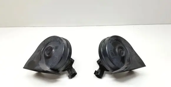 Volvo V70 Horn signal 31276825