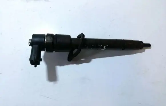 Volvo V70 Fuel injector 30777526 571ht67