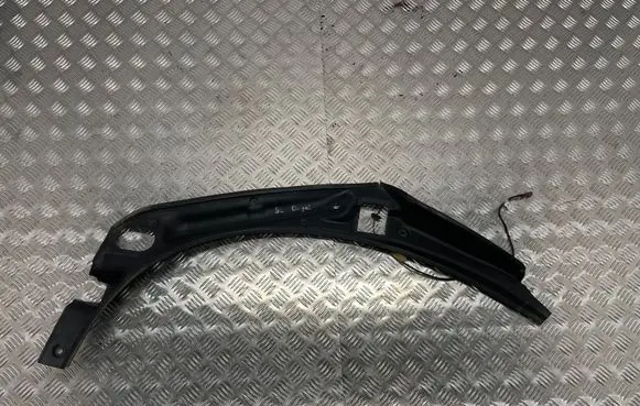 Mercedes-Benz GL X164 Other trunk/boot trim element A1646900427