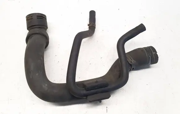 Volkswagen PASSAT B5.5 Engine coolant pipe/hose 8D0121101AD