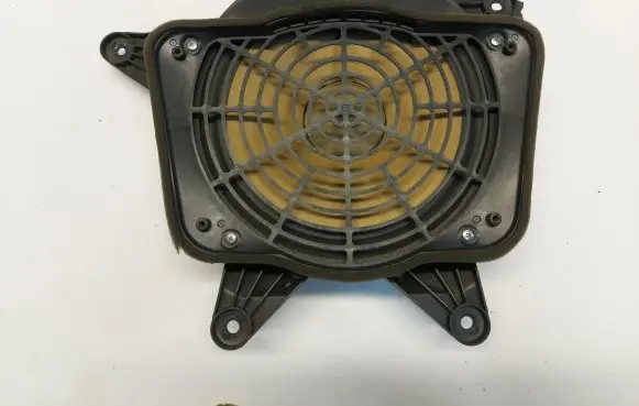 Audi A8 S8 D4 4H Subwoofer speaker 4h0035412a