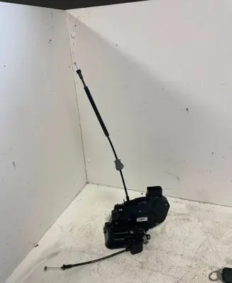 Volvo V50 Rear door lock 30753674