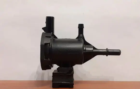 Mercedes-Benz C W205 Turbo solenoid valve 3472 A0014760532