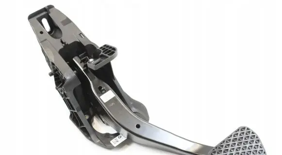 BMW 3 G20 G21 Brake pedal 6873118