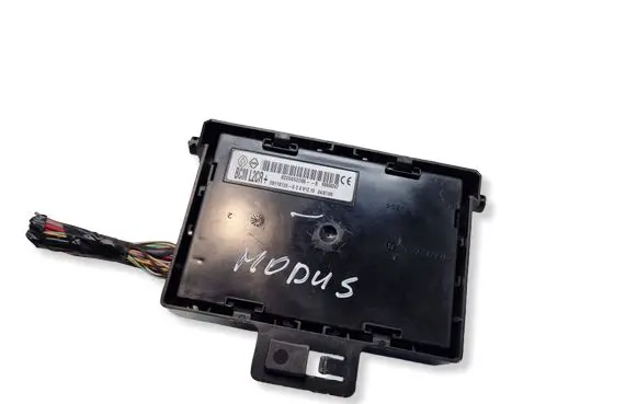 Renault Modus Comfort/convenience module 28118126 8200652286
