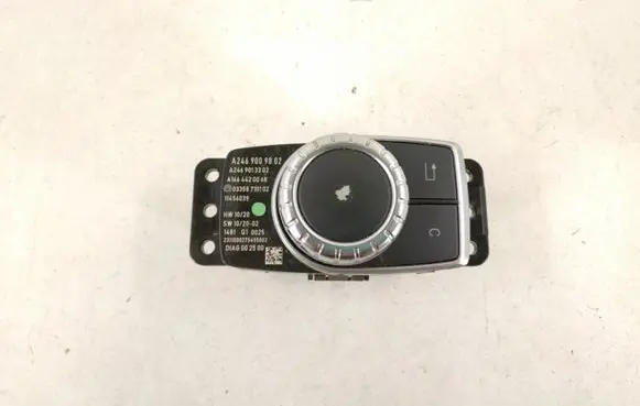 Mercedes-Benz B W246 W242 Head unit multimedia control A2469009802 2469009802