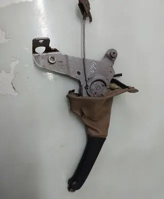 Volvo V70 Handbrake/parking brake lever assembly 