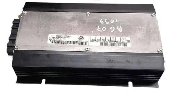 Volkswagen PASSAT B6 Sound amplifier 3C0035456D