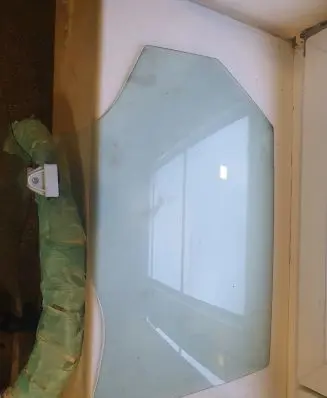 Mazda CX-3 Rear door window glass