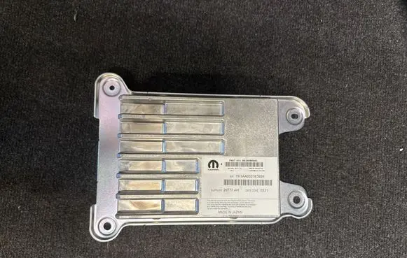 Jeep Grand Cherokee WL Sound amplifier 68346969AC 26777AH TH1AA0331E3926