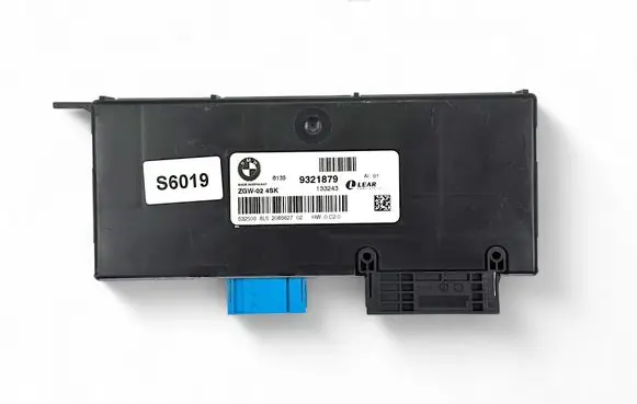 BMW 5 F10 F11 Gateway control module 9321879 61359321879