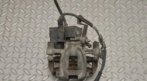 Rear brake caliper
