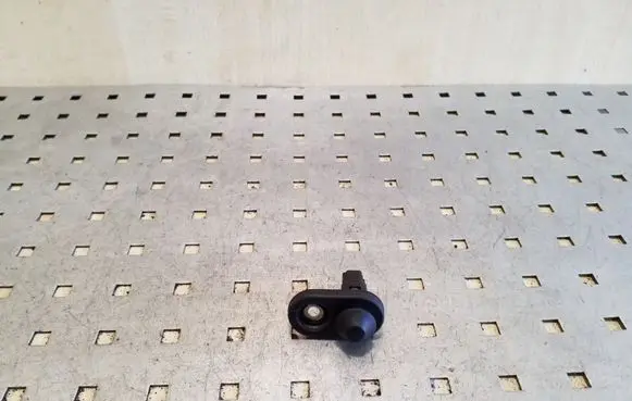 Toyota Avensis T250 Rear door sensor 