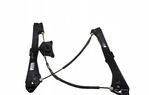 Volkswagen Jetta VI Front door window regulator with motor 5K1837015D