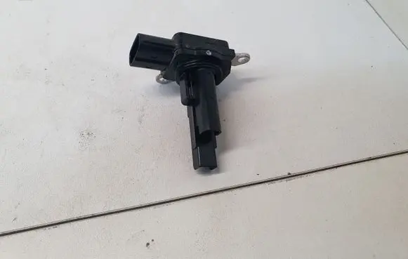 Toyota Auris E180 Mass air flow meter 222040V020