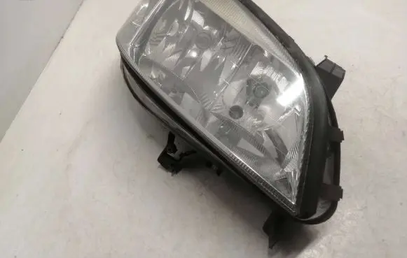 Opel Zafira A Headlight/headlamp