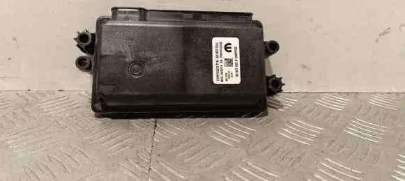 Chrysler Pacifica Camera control unit module 68145215AJ