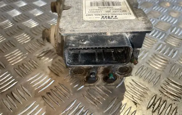Opel Vivaro ABS Pump 13664105