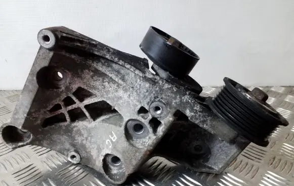 Opel Astra J A/C compressor mount bracket 55582510