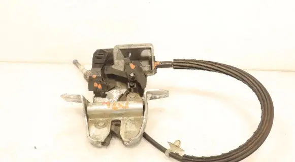 Mercedes-Benz Vario Tailgate/trunk/boot lock/catch/latch