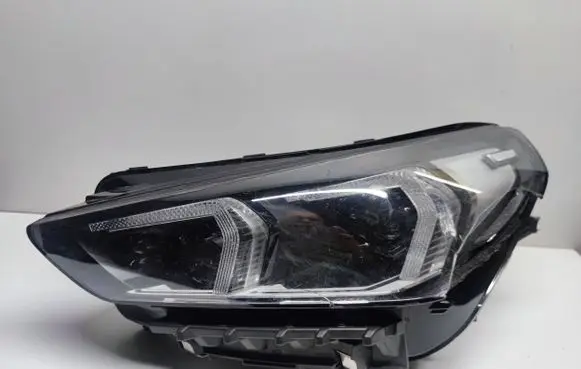 BMW X1 U11 Headlight/headlamp 5A5BD4702