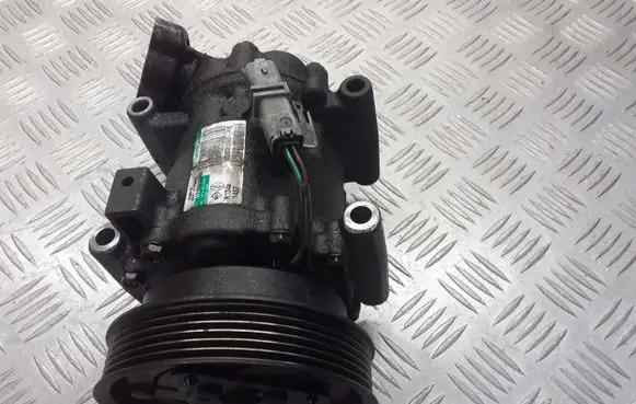 Nissan Note (E11) Air conditioning (A/C) compressor (pump) 8200365787A