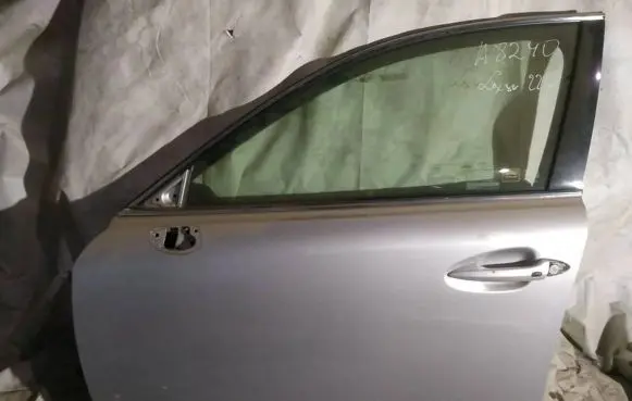 Lexus IS 220D-250-350 Front door pilkos