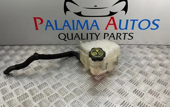 Opel Zafira C Coolant expansion tank/reservoir 13304127