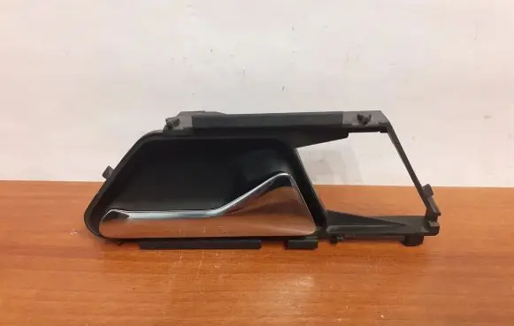 Mercedes-Benz E W124 Rear door interior handle 1247600261 10867