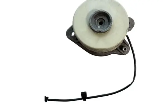 Engine mount bracket