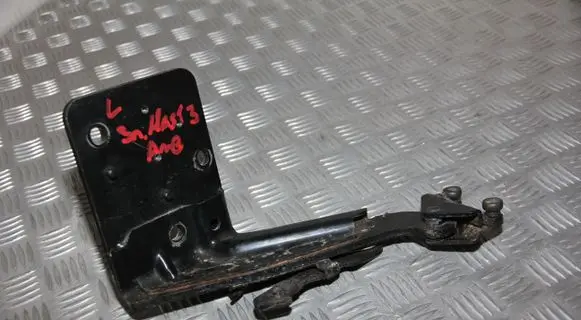 Renault Master III Sliding door lower roller guide/hinge 8200660914C 8200660914