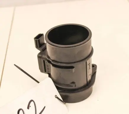 Renault Megane III Mass air flow meter 8200682558B