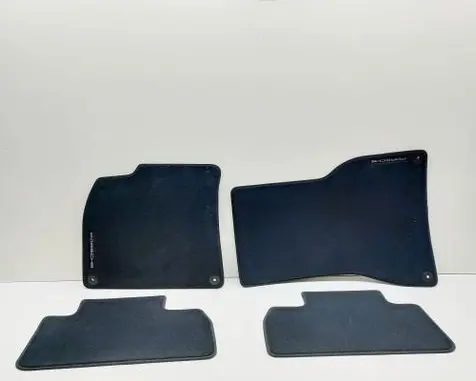 Porsche Macan (95B) Car floor mat set 95C864435 95C864435BLK