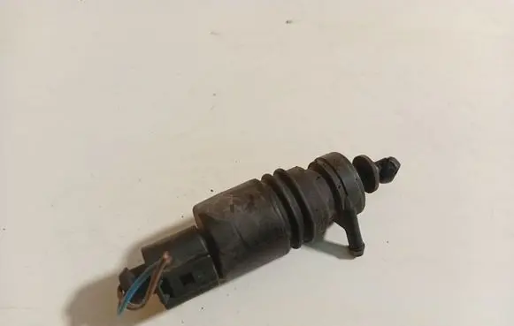 Mercedes-Benz ML W163 Windscreen/windshield washer pump A0335450228