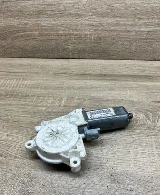Peugeot 306 Front door window regulator motor 9634457280 994484100