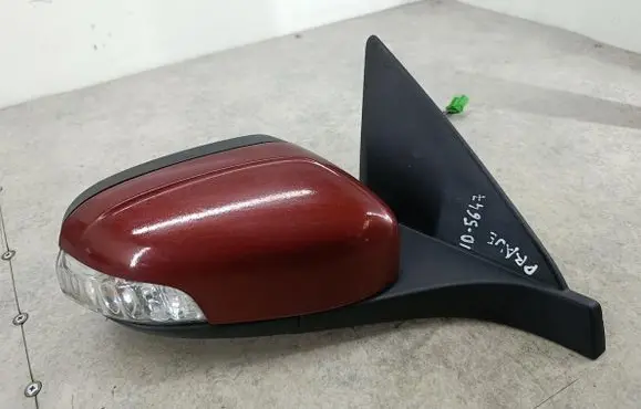 Volvo C30 Front door electric wing mirror 