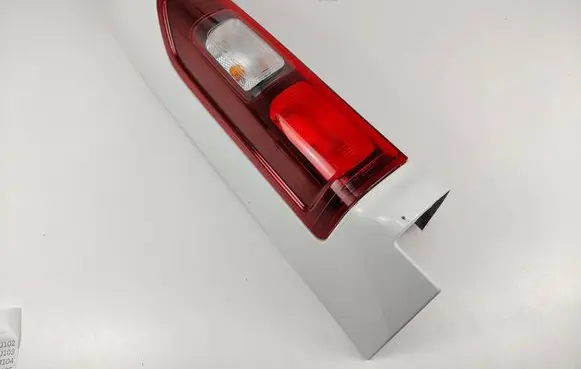Renault Trafic III (X82) Rear/tail lights RGC11654