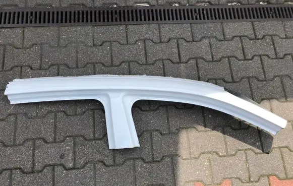 Hyundai i30 Pillar (middle) 