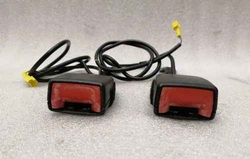 Mercedes-Benz CLS C219 Front seatbelt buckle A2118602169