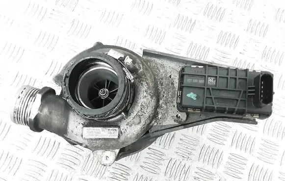 Volvo V70 Turbo 30757080