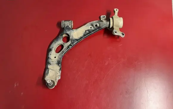BMW X1 F48 F49 Front lower control arm/wishbone 6871301