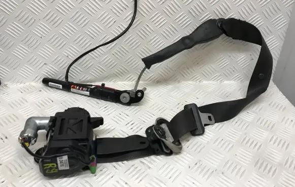 Opel Antara Front seatbelt 95473470