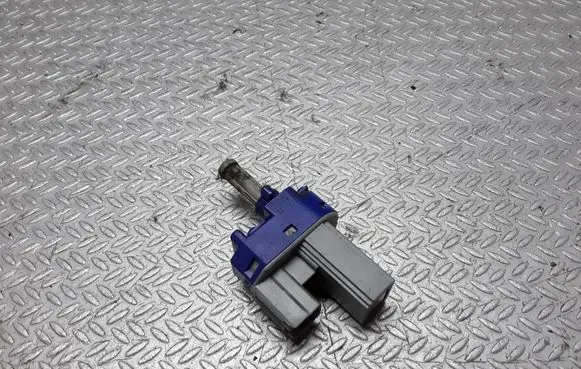 Clutch pedal sensor