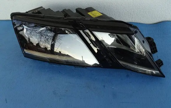Skoda Octavia Mk3 (5E) Headlight/headlamp 5E1941016F