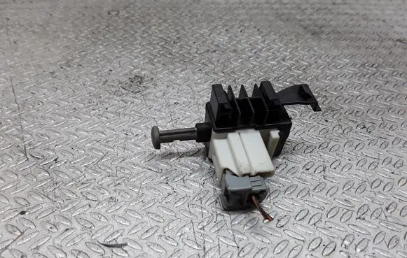 Clutch pedal sensor